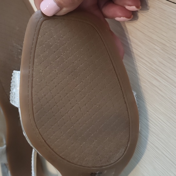 Jessica Simpson Sandal - Picture 9 of 11